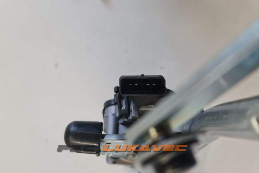 RENAULT CLIO 2 MOTOR BRISAČA SA ŠKARAMA 288008961R 2010.