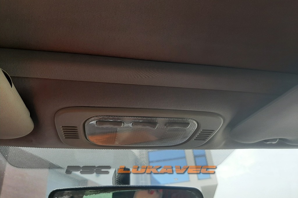 PEUGEOT 307 SW SVJETLO KABINE 2005.