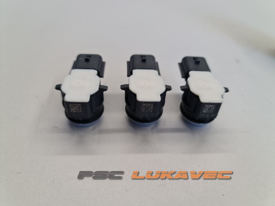 RENAULT CLIO 4 PARKING SENZOR RENAULT CLIO 4 PDC SENZOR 253A44101R