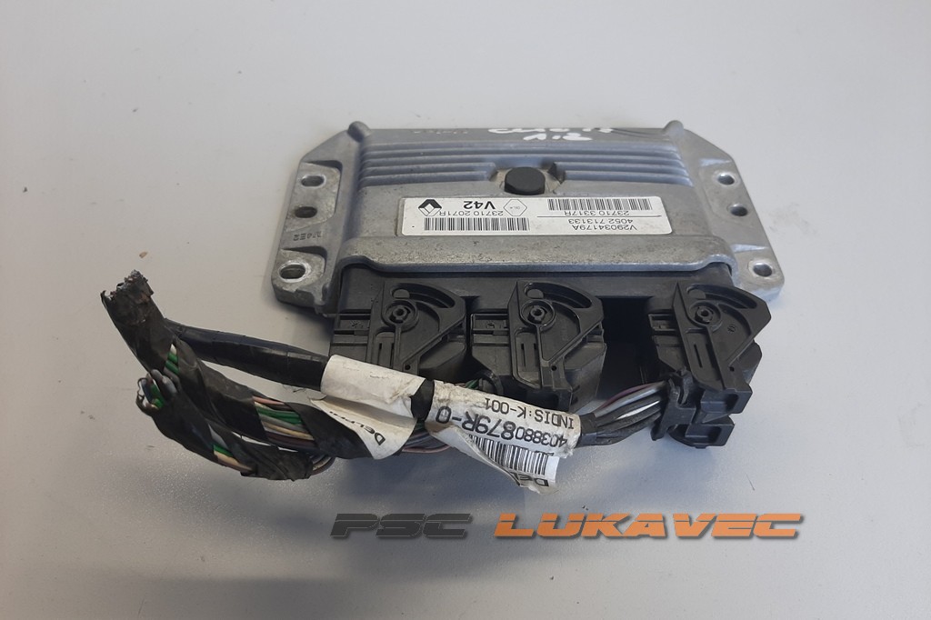 DACIA SANDERO II 1.2 KOMPJUTER MOTORA 237102071R 2012-2022