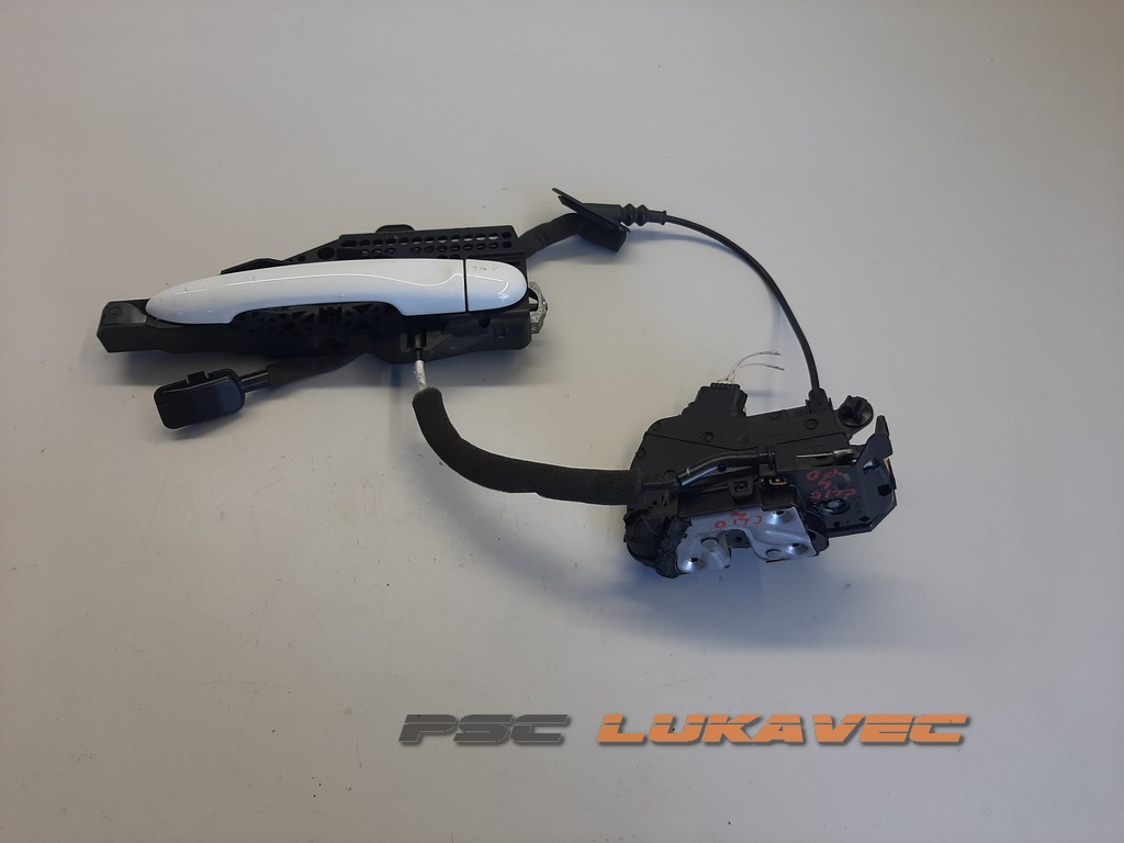 RENAULT CLIO 4 BRAVA VRATA PREDNJA DESNA 805024563R