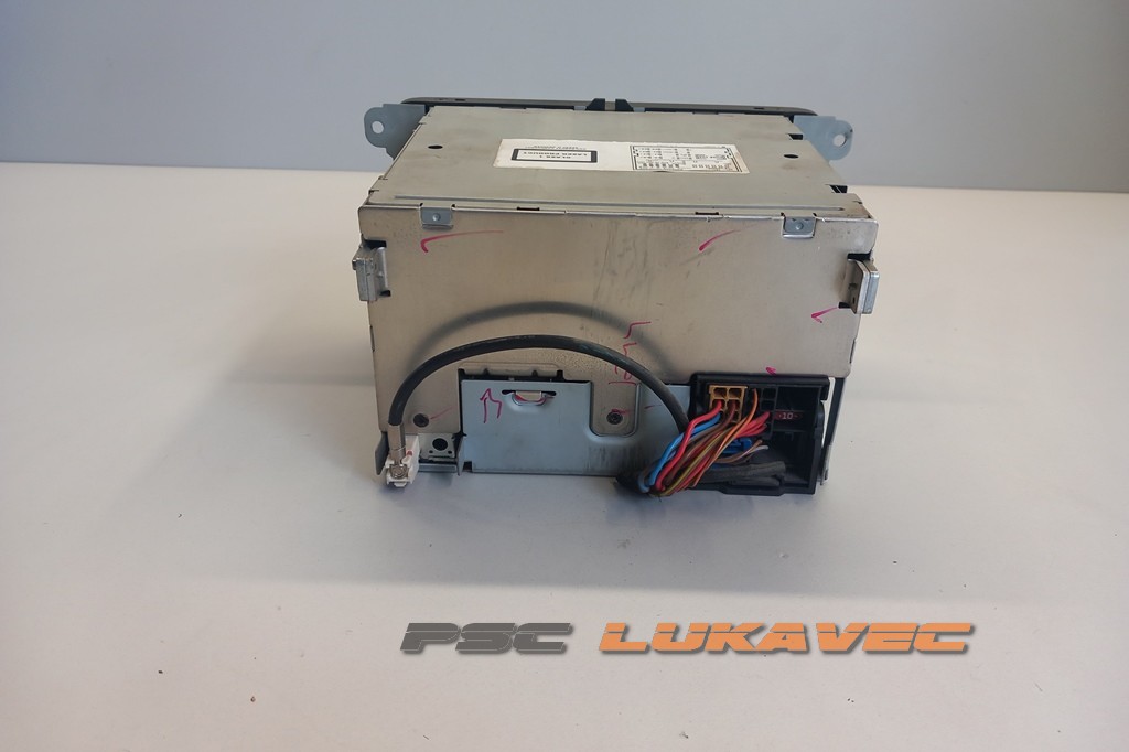 ŠKODA FABIA MK2 CD RADIO 5J0035161 2009.