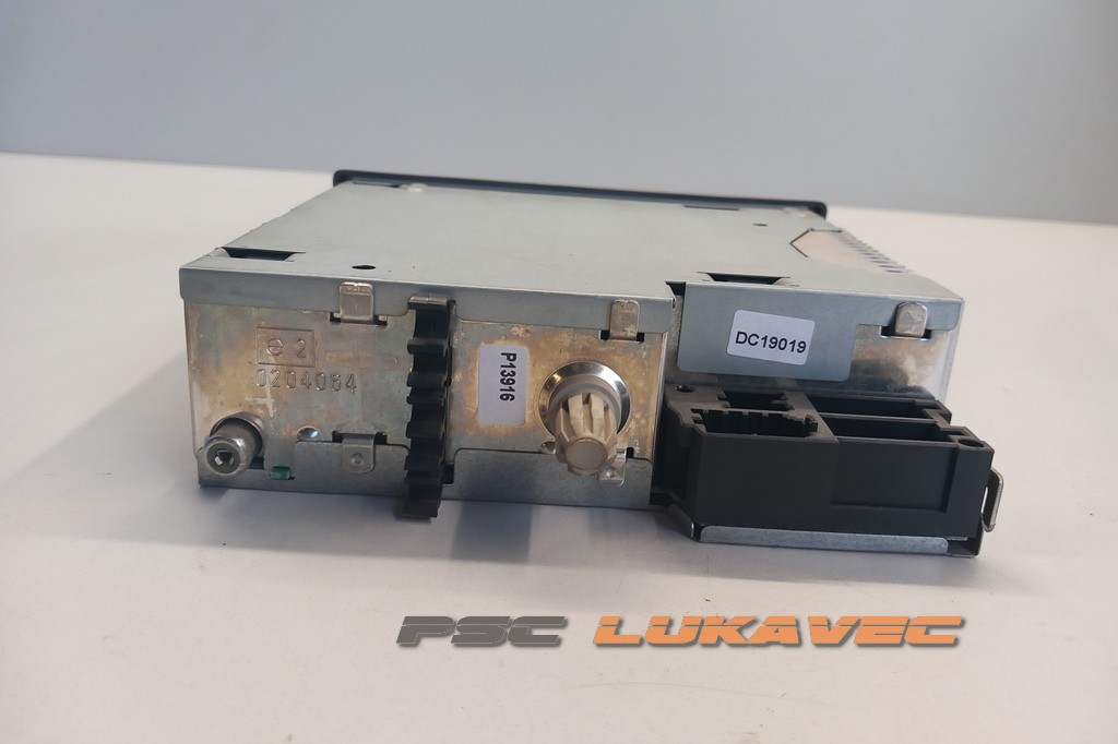 RENAULT TWINGO 2 TWINGO  CD RADIO 8200446231