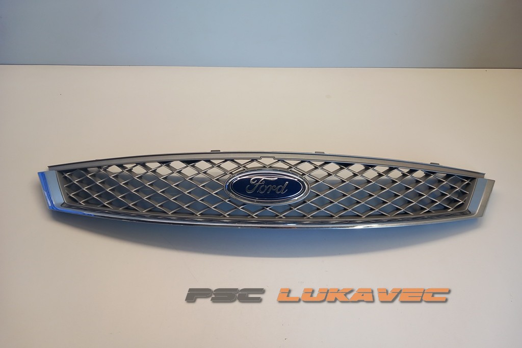FORD GALAXY MK2 PREDNJA MASKA SA ZNAKOM 7M5853653A