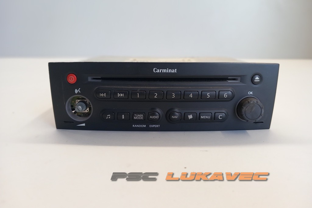 RENAULT MEGANE 2 CD RADIO SA NAVIGACIJOM 8200097398 2003.