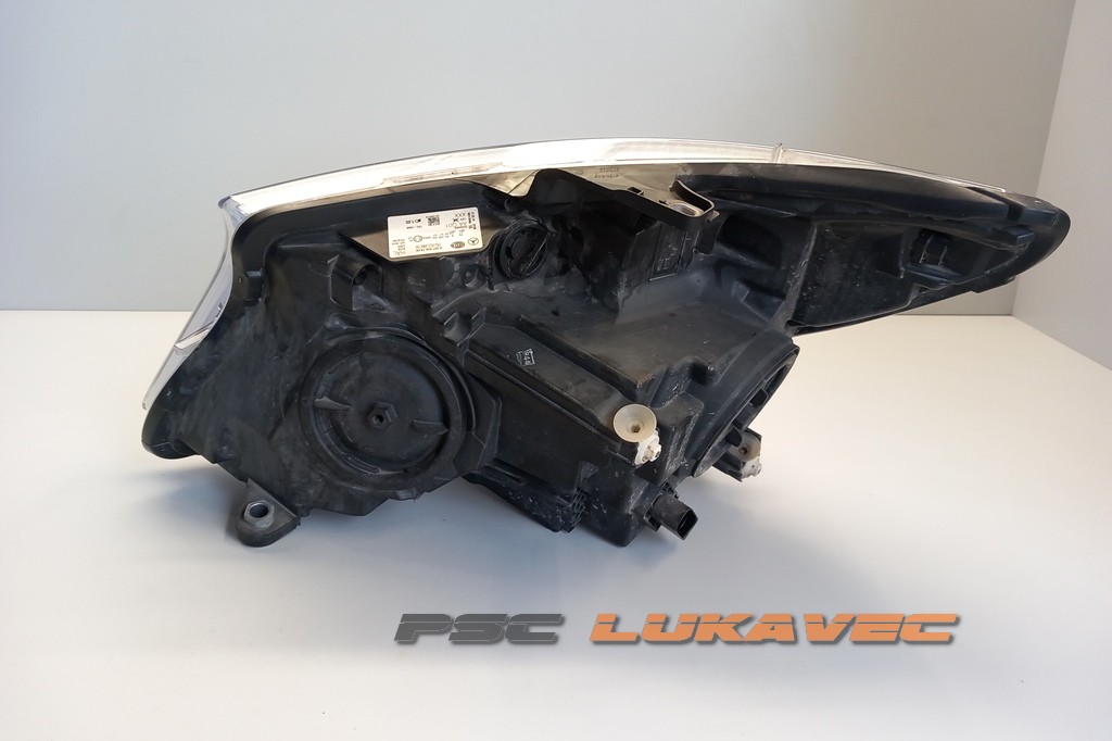 MERCEDES-BENZ VITO PREDNJI DESNI FAR A4479067800 2019.