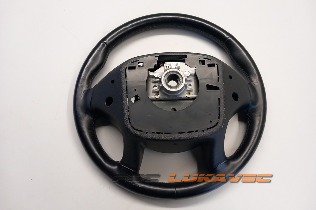 HYUNDAI I30 VOLAN A6795RDR 2014.