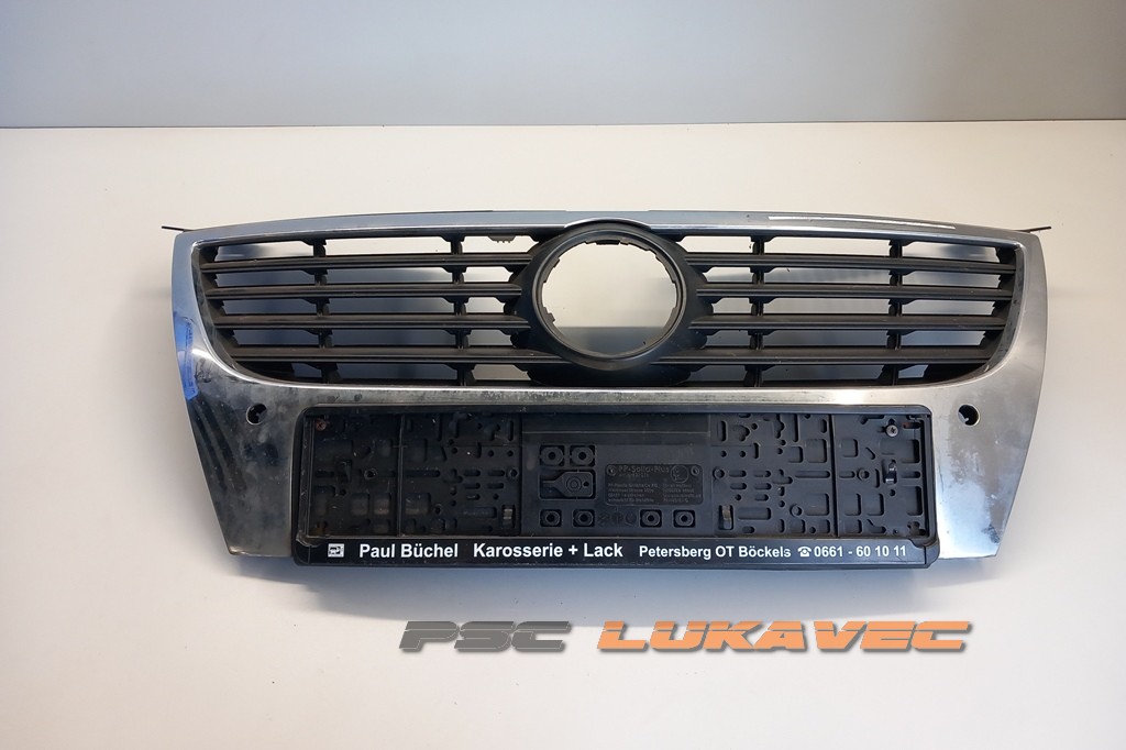 VW PASSAT B6 PREDNJA MASKA 3C0853651AD 2006.