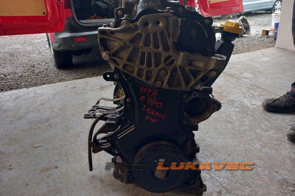 RENAULT TRAFIC MOTOR 2.0 DCI M9R 780