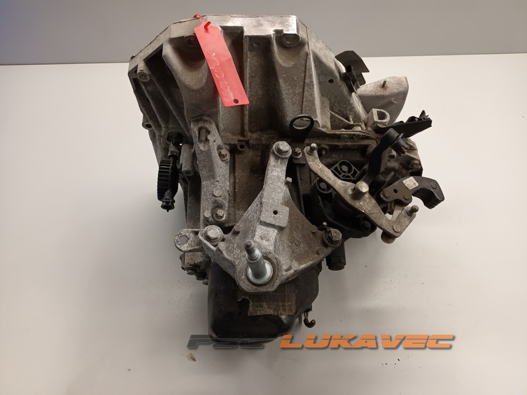 RENAULT CLIO 4 MJENJAČ 1.5 DCI JR5332