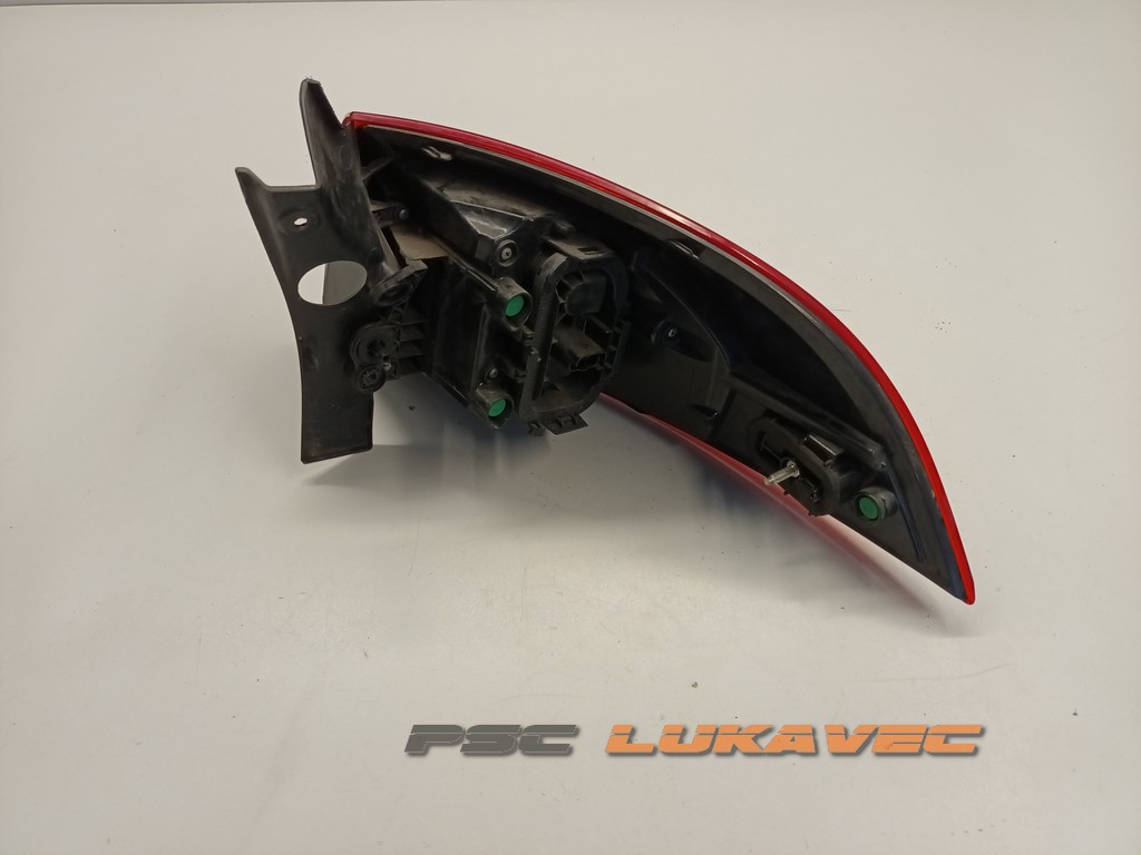 RENAULT CLIO 4 ŠTOP SVJETLO LIJEVO 2016.