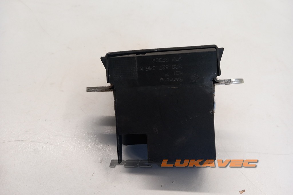 VW GOLF 6 BRAVA GEPEKA 3C9827645A 2010.