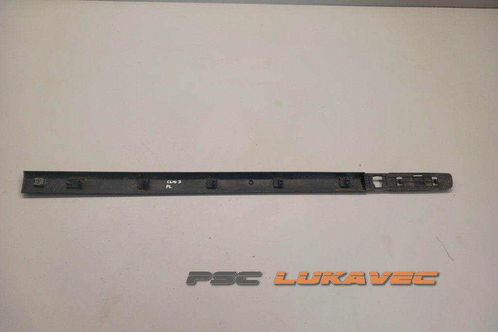 RENAULT CLIO 3 LAJSNA VRATA PREDNJA LIJEVA 8200289909