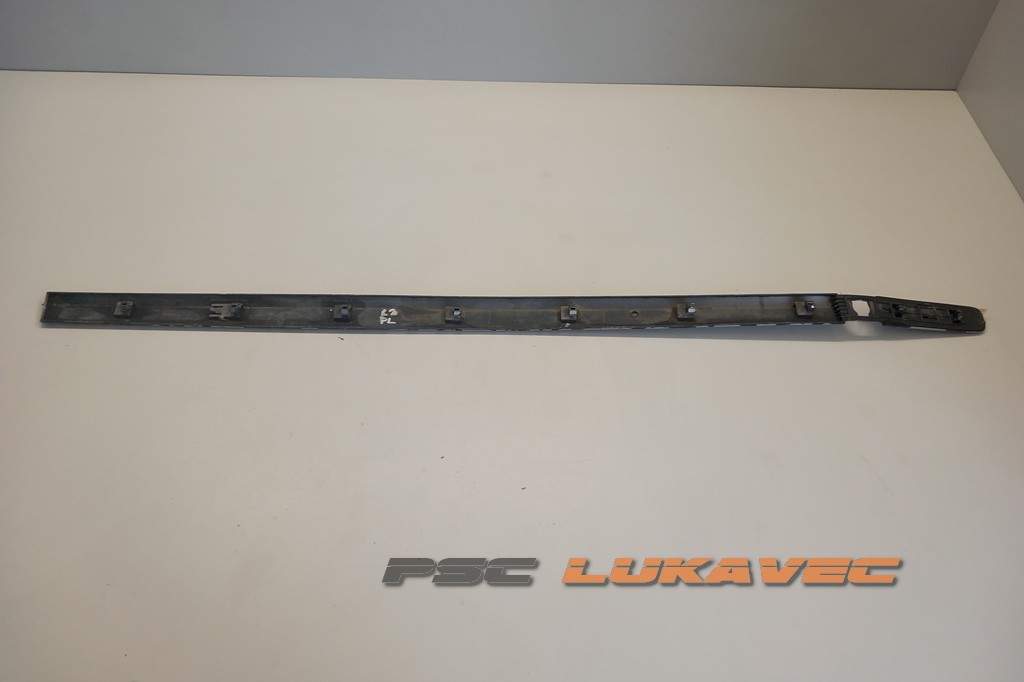 RENAULT CLIO 3 LAJSNA VRATA PREDNJA LIJEVA 8200289920