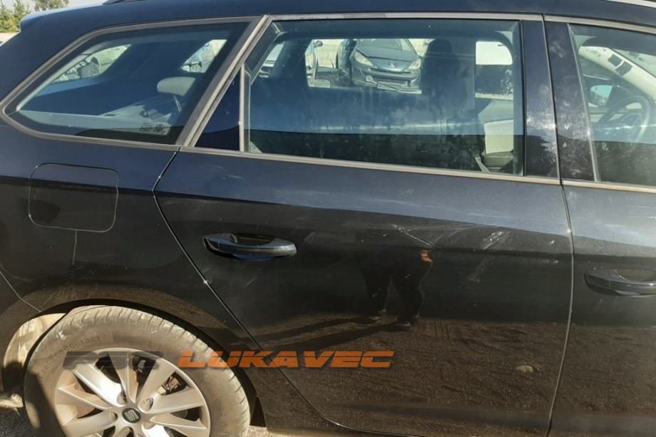 SEAT LEON VRATA ZADNJA DESNA KARAVAN 2017.