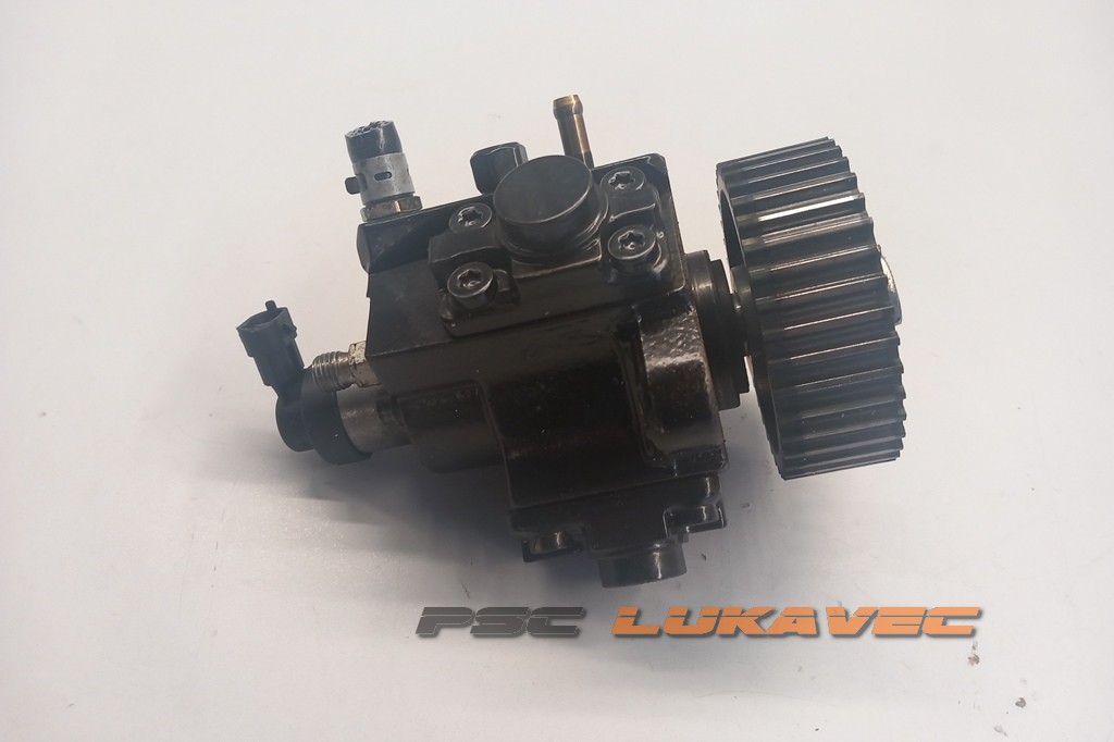 OPEL ASTRA H 1.9 CDTI VISOKOTLAČNA PUMPA 0445010193