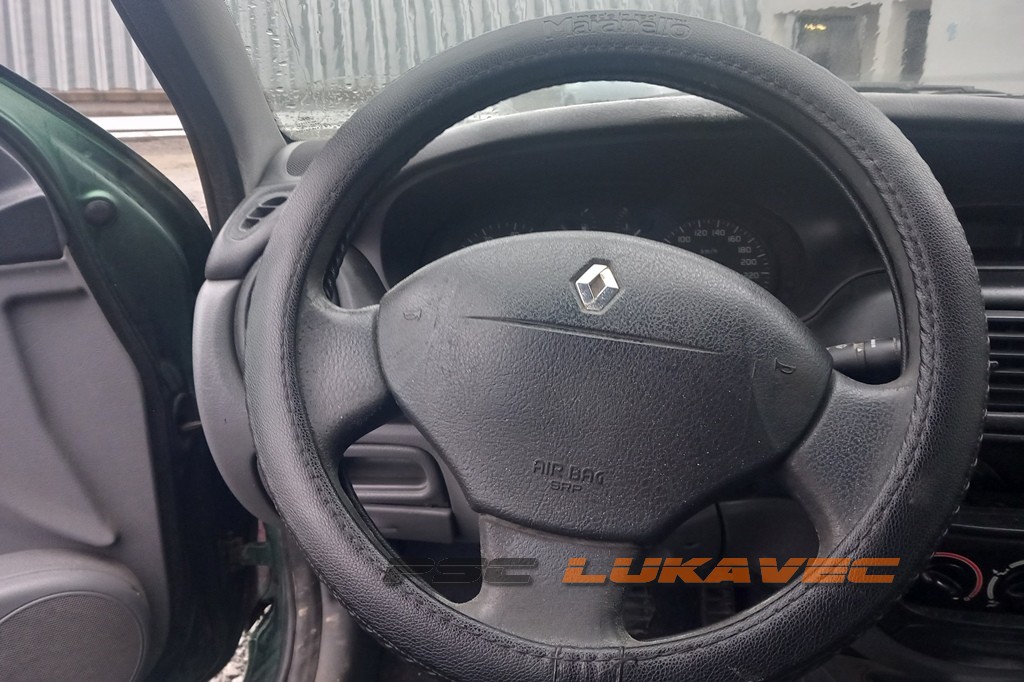 RENAULT MEGANE 1 VOLAN 7700423449 2001.