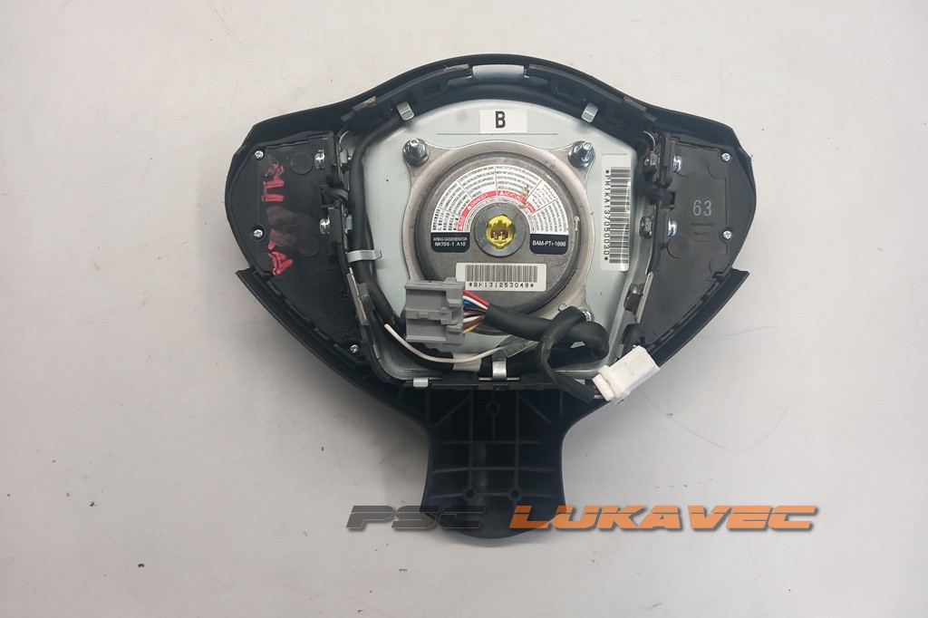 NISSAN JUKE ZRAČNI JASTUK VOLANA NK70S-1 A10