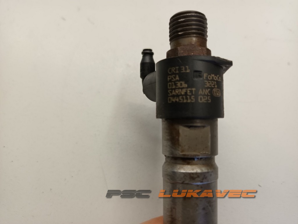 CITROEN C5 DIZNA C5 INJEKTOR 2.2 HDI 0445115025