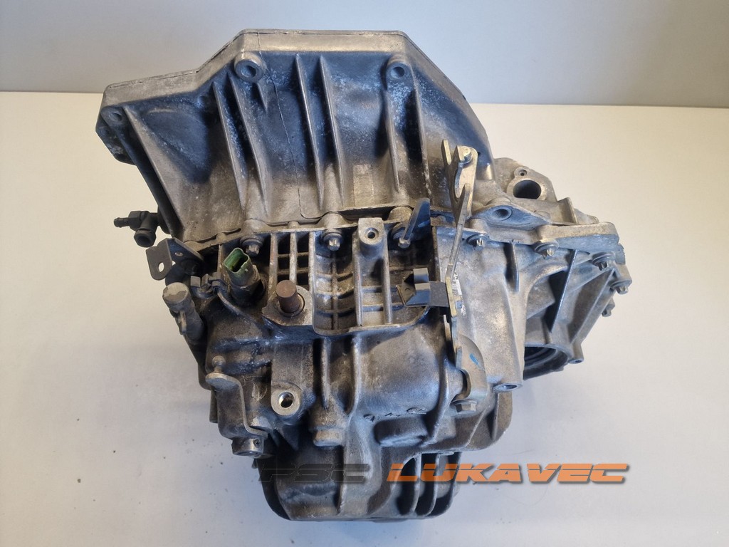 RENAULT TRAFIC MJENJAČ 2.5 DCI PK6 028