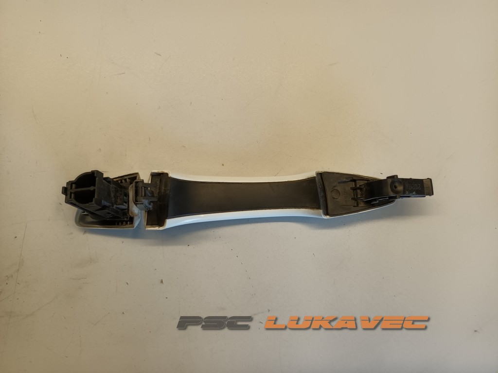 PEUGEOT 5008 KVAKA VRATA PREDNJA DESNA