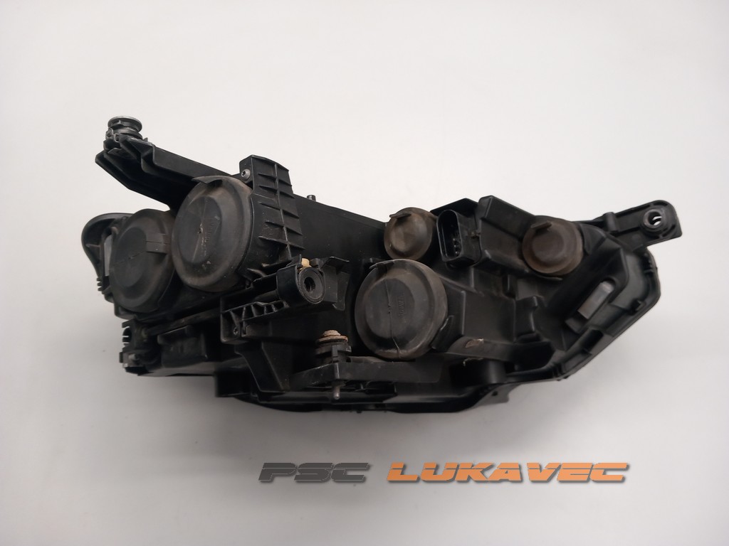 VW PASSAT B8 FAR LIJEVI 3G1941005B