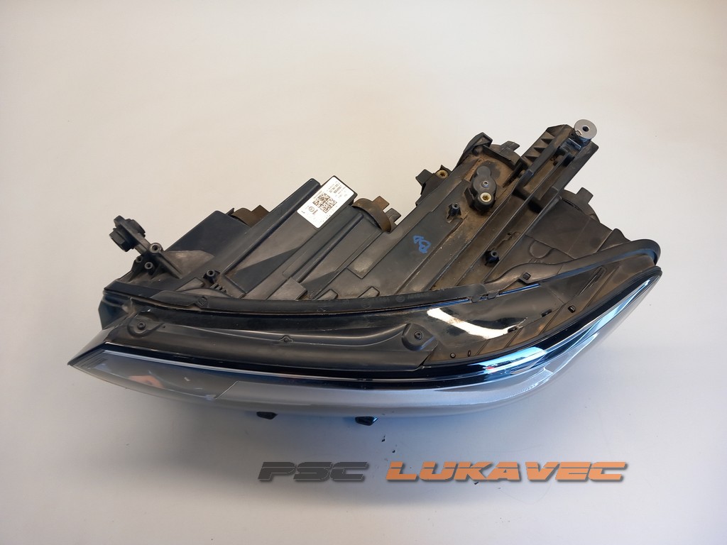 VW PASSAT B8 FAR LIJEVI 3G1941005C