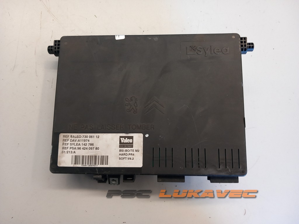 CITROEN BERLINGO KUTIJA OSIGURAČA BSI BOITE M2 9642409780