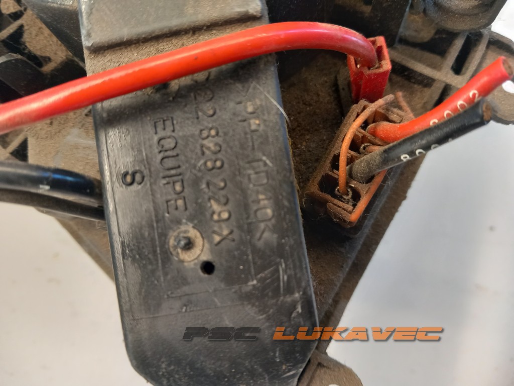PEUGEOT 406 VENTILATOR KABINE 22828229X