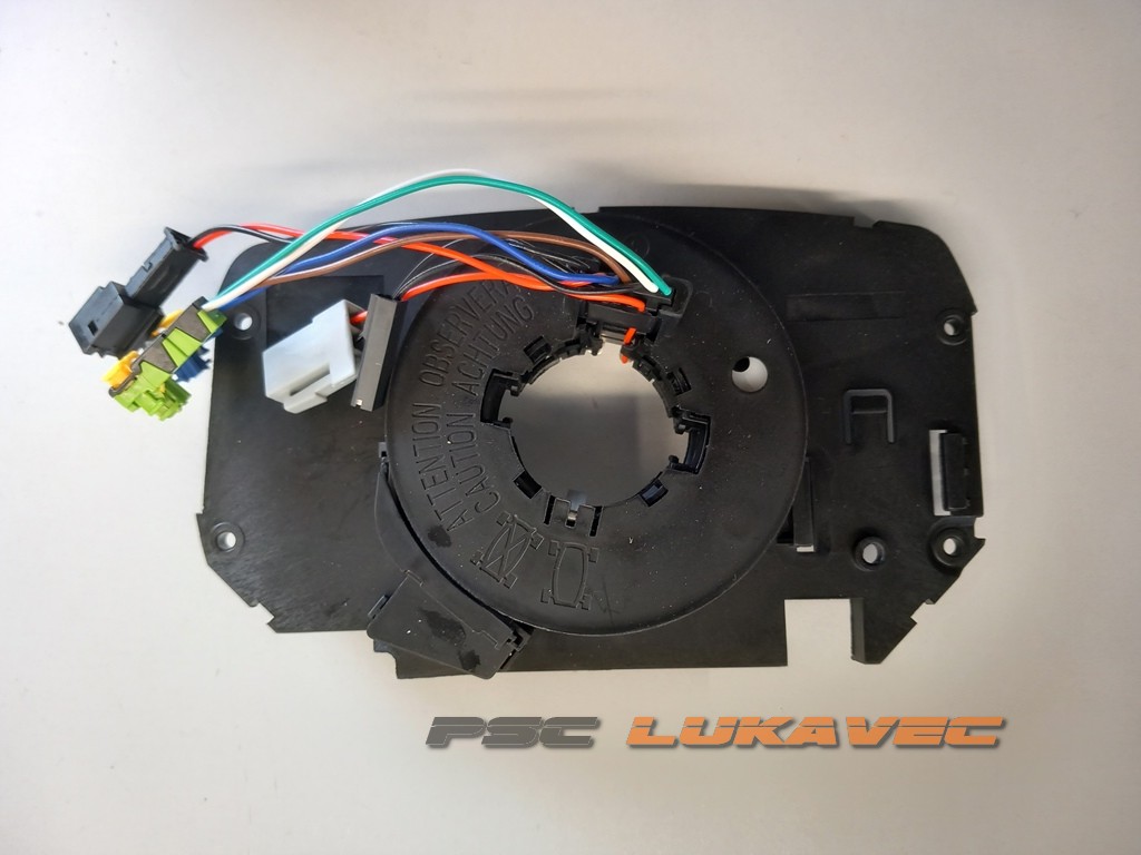 RENAULT MEGANE 2 ZAVOJNICA VOLANA 8200216462