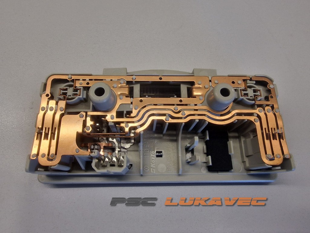 VW GOLF 4 SVJETLO KABINE 1TD947105