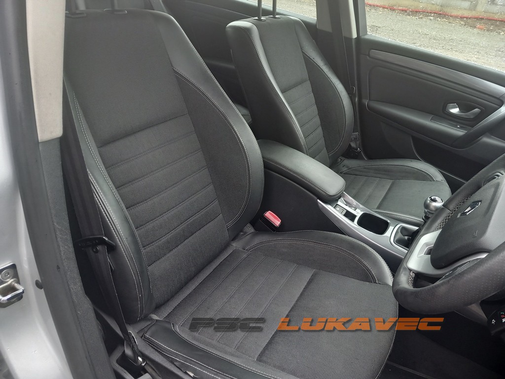 RENAULT LAGUNA 3 SJEDALA 2009