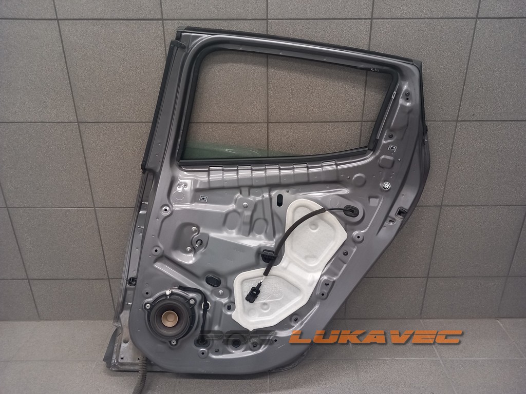 RENAULT CLIO 4 VRATA ZADNJA DESNA 2014-2019