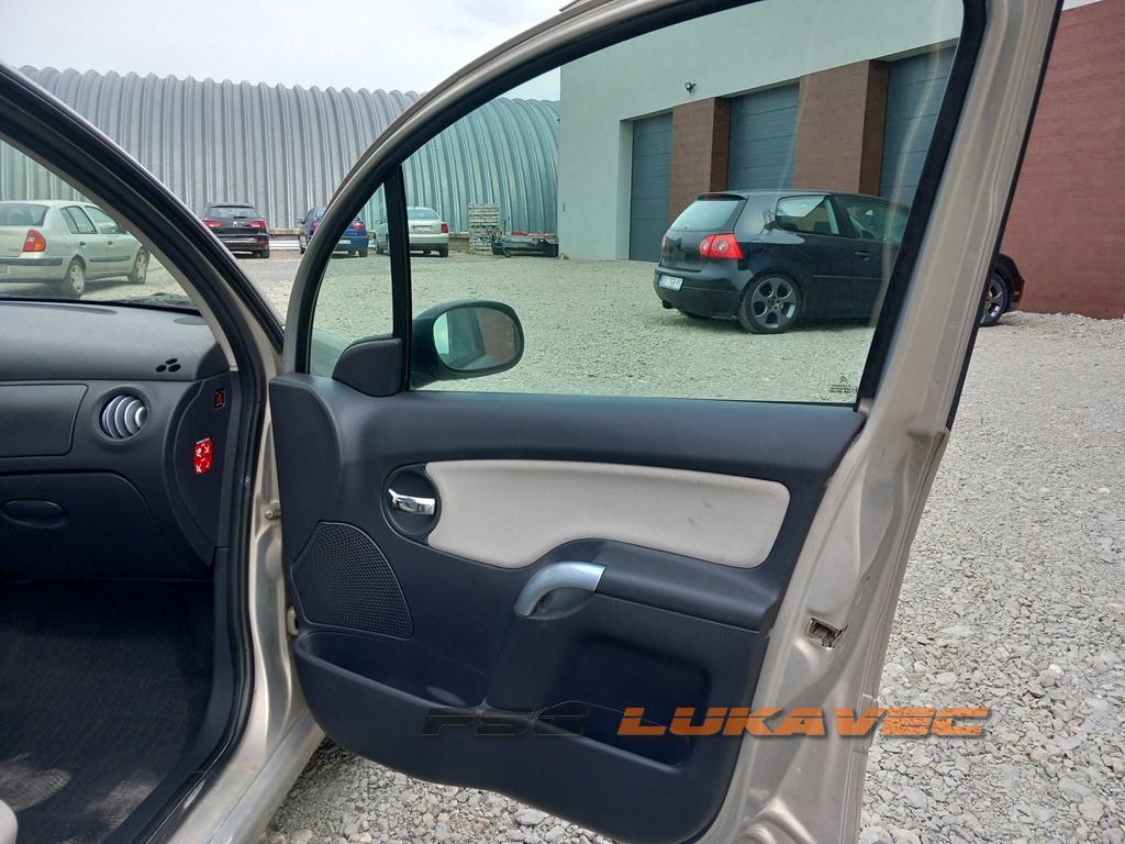 CITROEN C3 VRATA PREDNJA DESNA 2004.