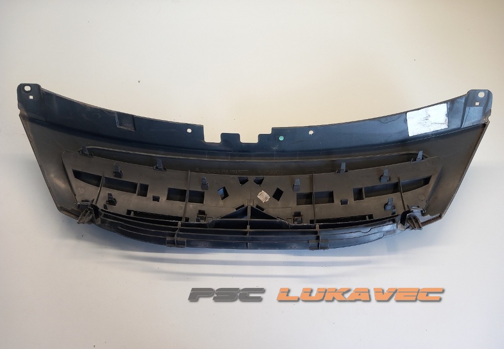 CITROEN C3 PREDNJA MASKA 9653053777 9680094177 2007.