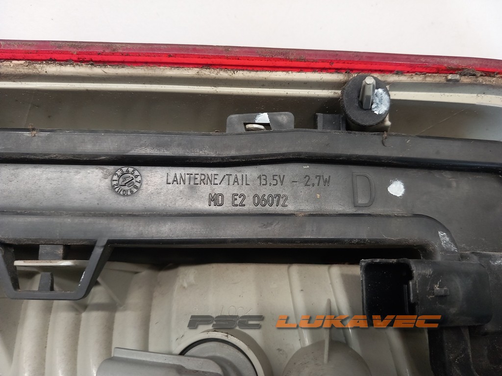 RENAULT LAGUNA 3 ŠTOP SVJETLO DESNO UNUTARNJE 265590001R 2010.
