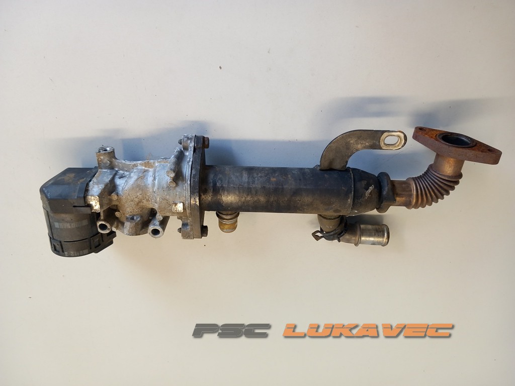 CITROEN C5 III. 2.0 HDI HLADNJAK EGRA 9645689780 161835 2001-2008.