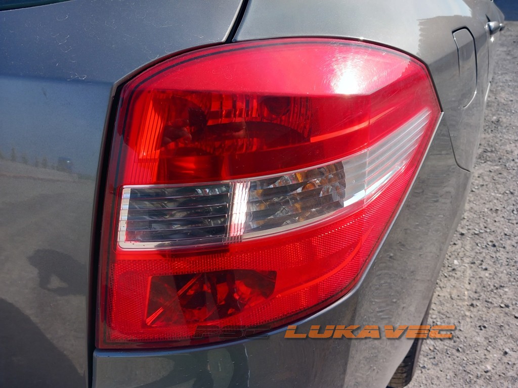 RENAULT LAGUNA 3 ŠTOP SVJETLO DESNO 2008.