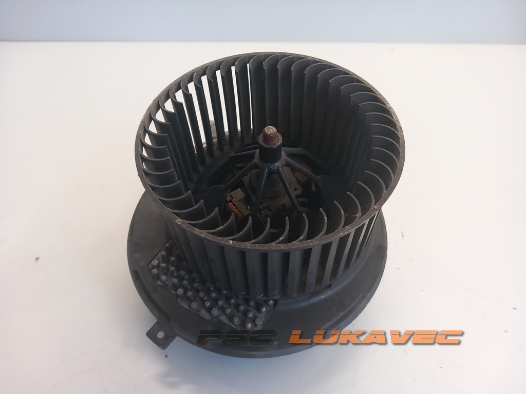 VW GOLF 6 VENTILATOR KABINE F011500045 3C0907521D 2008-2013.