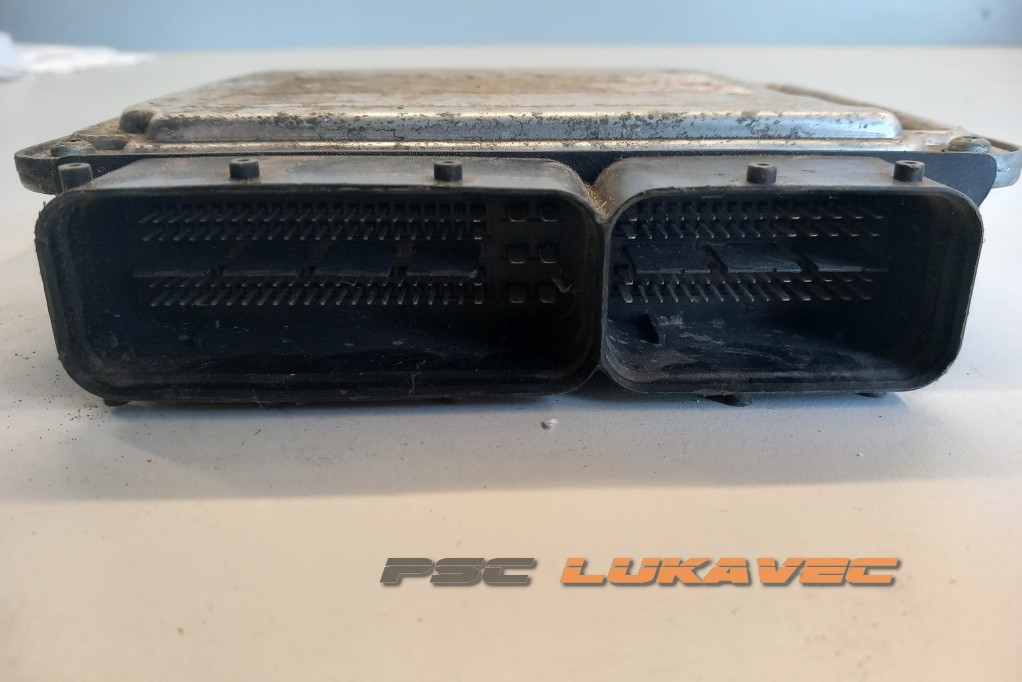 VW GOLF V KOMPJUTER MOTORA 03G906021KK EDC16U34 2003-2009.