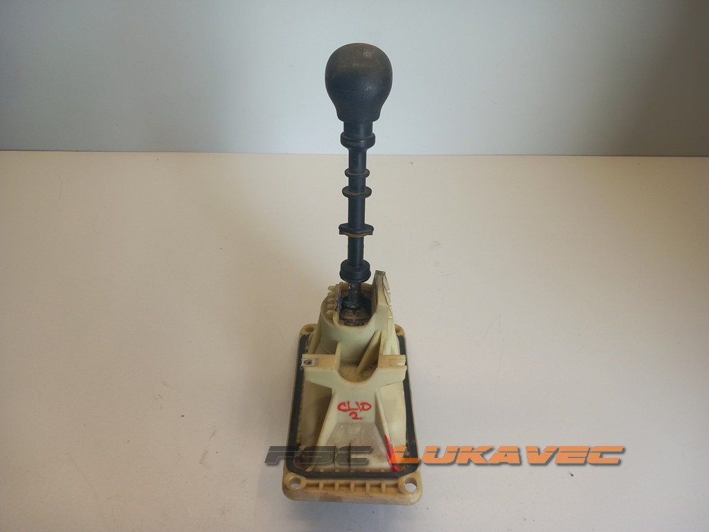 RENAULT CLIO 2 RUČICA MJENJAČA 872702V 7700869477N 1998-2001.