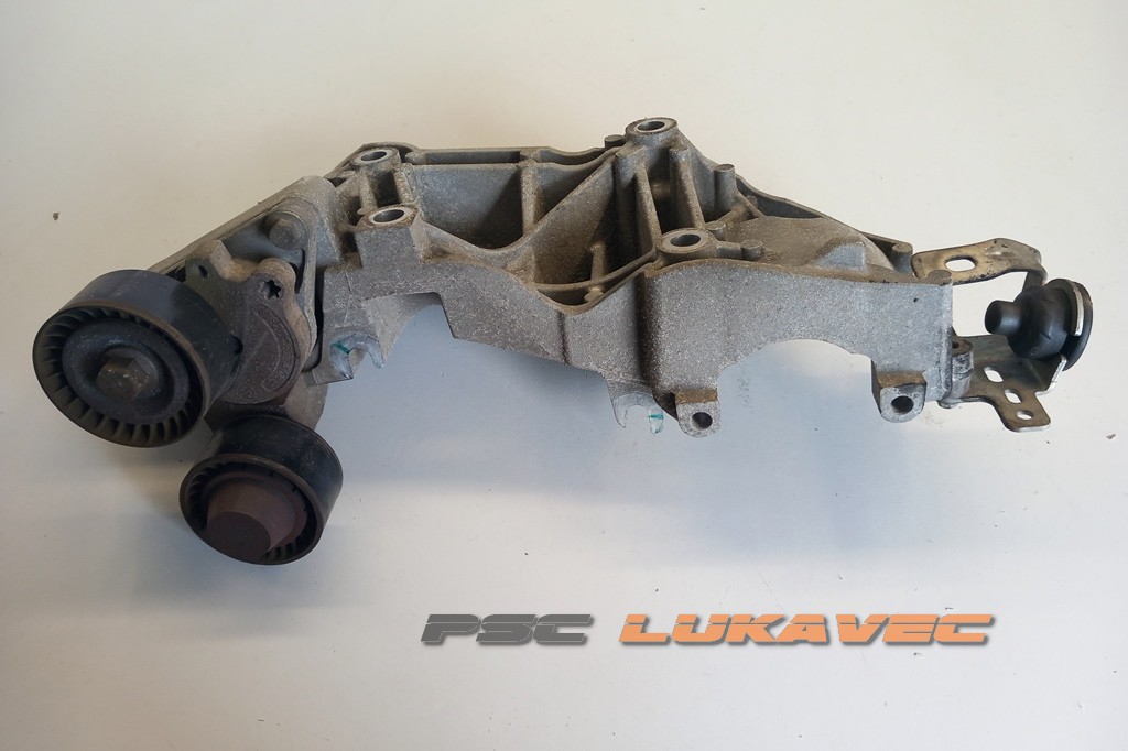 RENAULT LAGUNA 3 NOSAČ ALTERNATORA 8200527320C 2007-2015.