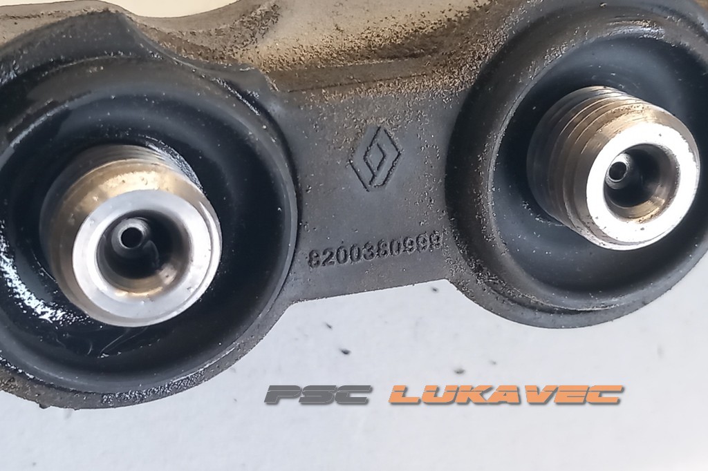 RENAULT LAGUNA 3 RAMPA GORIVA 8200380999 2007-2015.