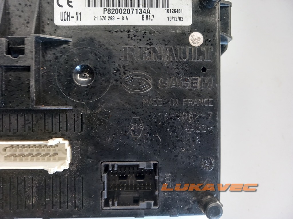 RENAULT CLIO 2 KUTIJA OSIGURAČA UCH-N1 8200207134A 2019.