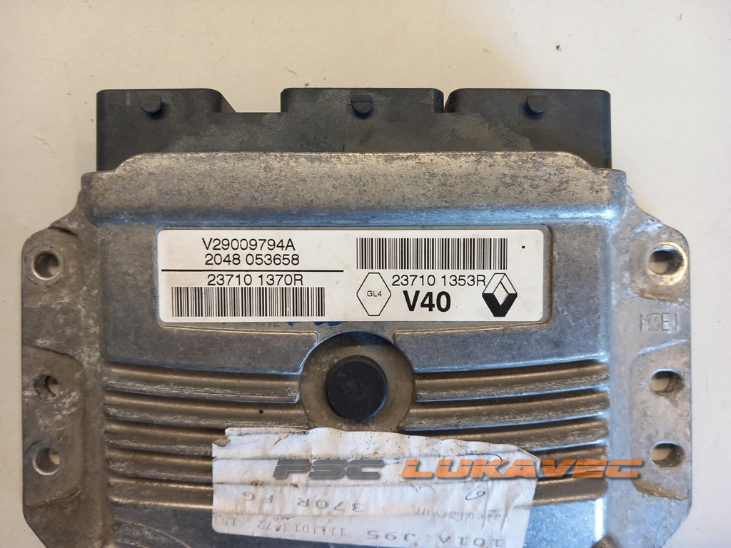 RENAULT MEGANE 3 KOMPJUTER MOTORA V29009794A 2048053658 237101370R