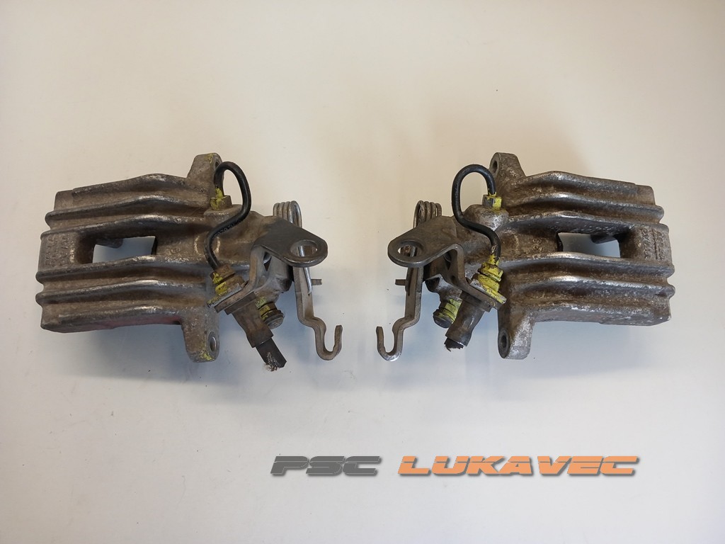 VW GOLF 5 KOČIONE ČELJUSTI PREDNJE