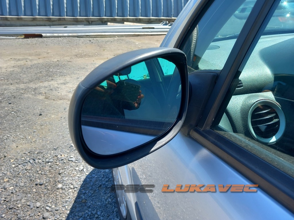 CITROEN C3 RETROVIZOR LIJEVI 2005.