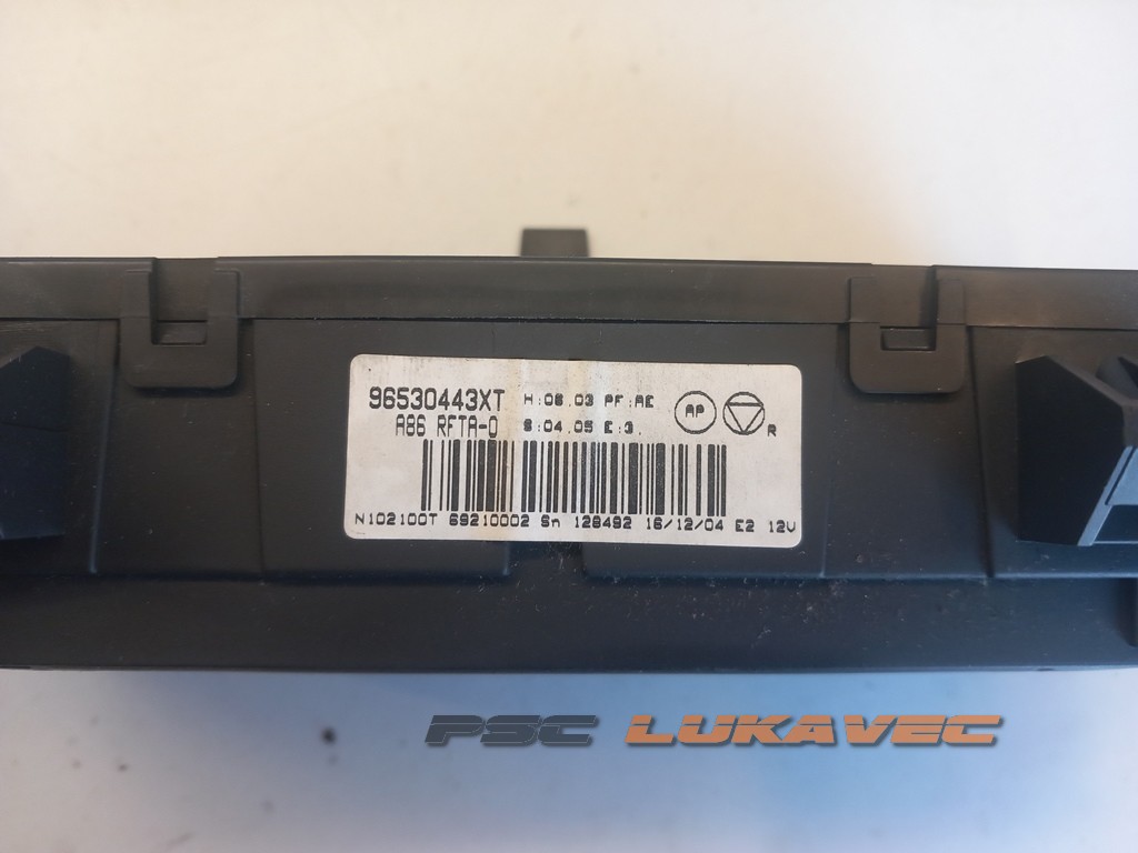 CITROEN C3 KLIMATRONIK PREKIDAČI KLIME 96530443XT 2002-2005.