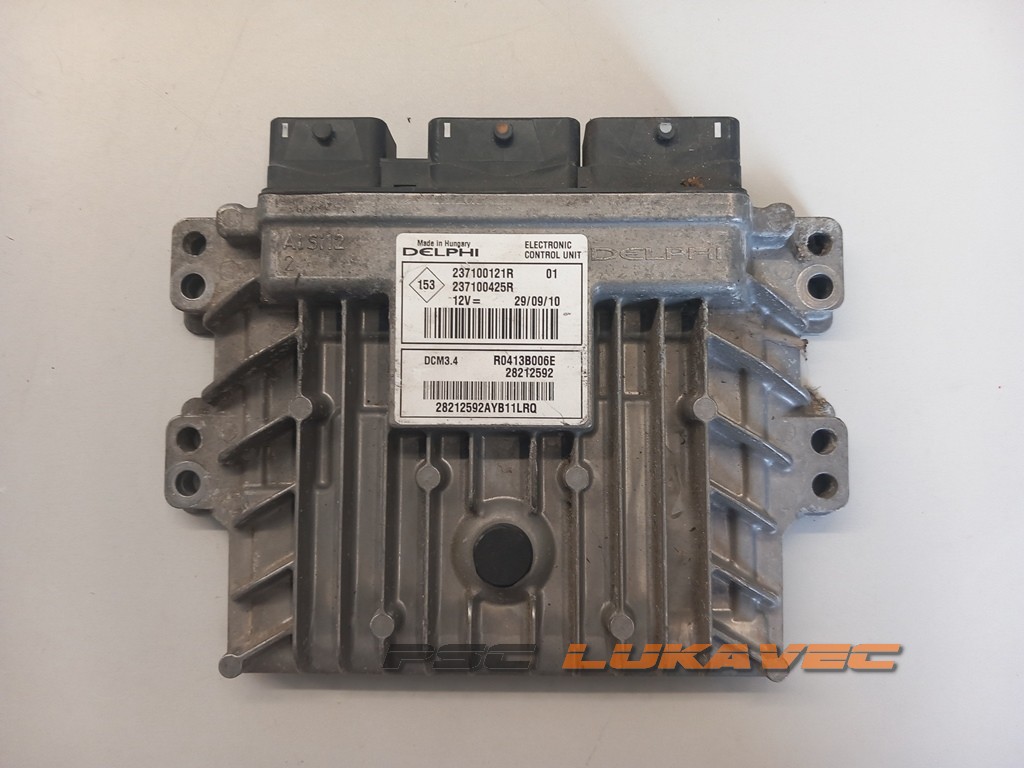 RENAULT MEGANE 3 1.5 DCI KOMPJUTER MOTORA 237100121R 237100425R