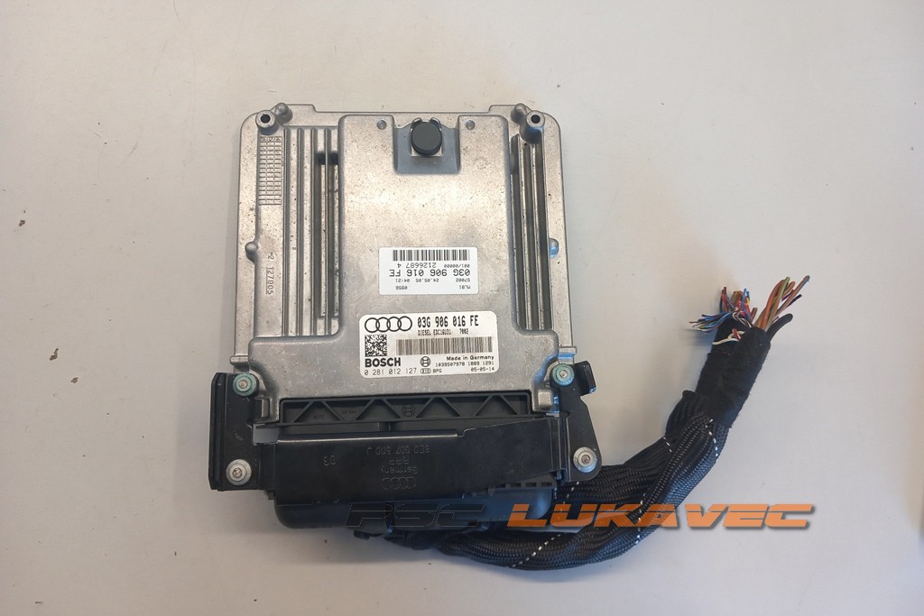 AUDI A4 1.9 TDI RAČUNALO MOTORA 03G906016FE